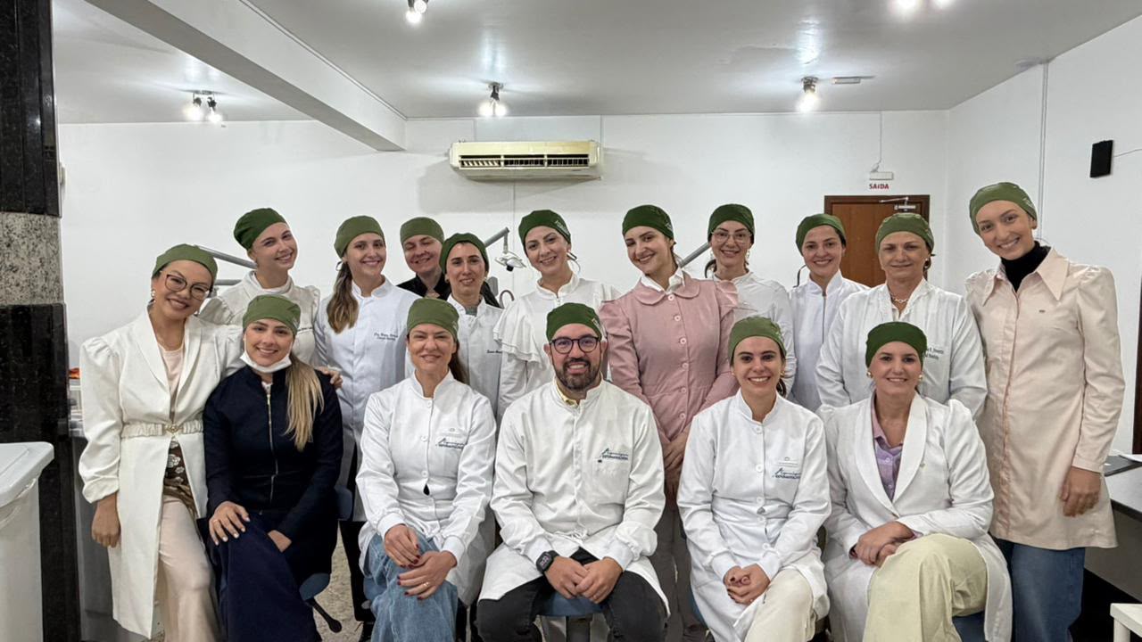 Turma do curso de Laserterapia